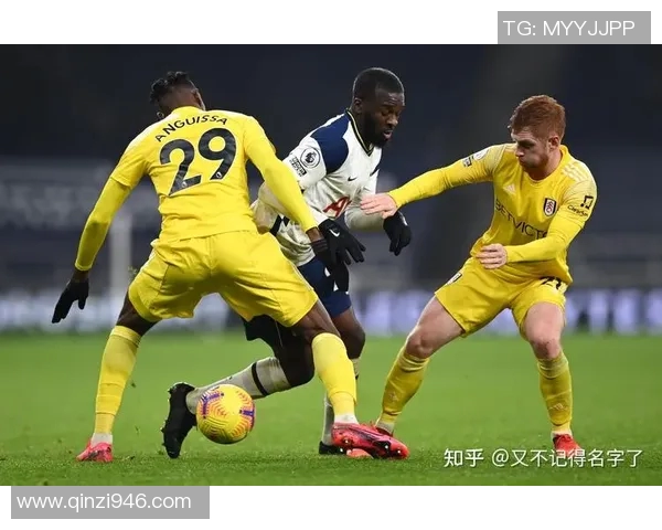 2018年英超精彩对决狼队与热刺的激烈较量回顾与分析